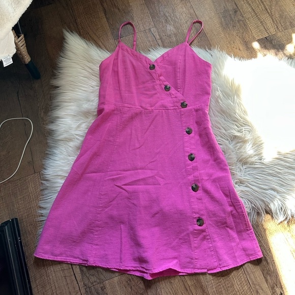 AMERICAN EAGLE Sleeveless Button Down Mini Dress In Bright Pink - Picture 2 of 5